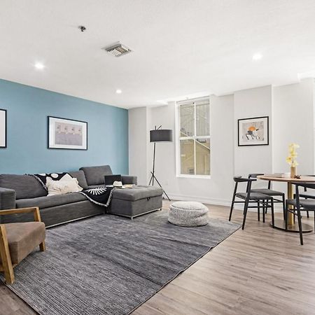 الشقق الفندقية غرب شاطئ بالمفي  Roami At Clematis Street Lofts المظهر الخارجي الصورة