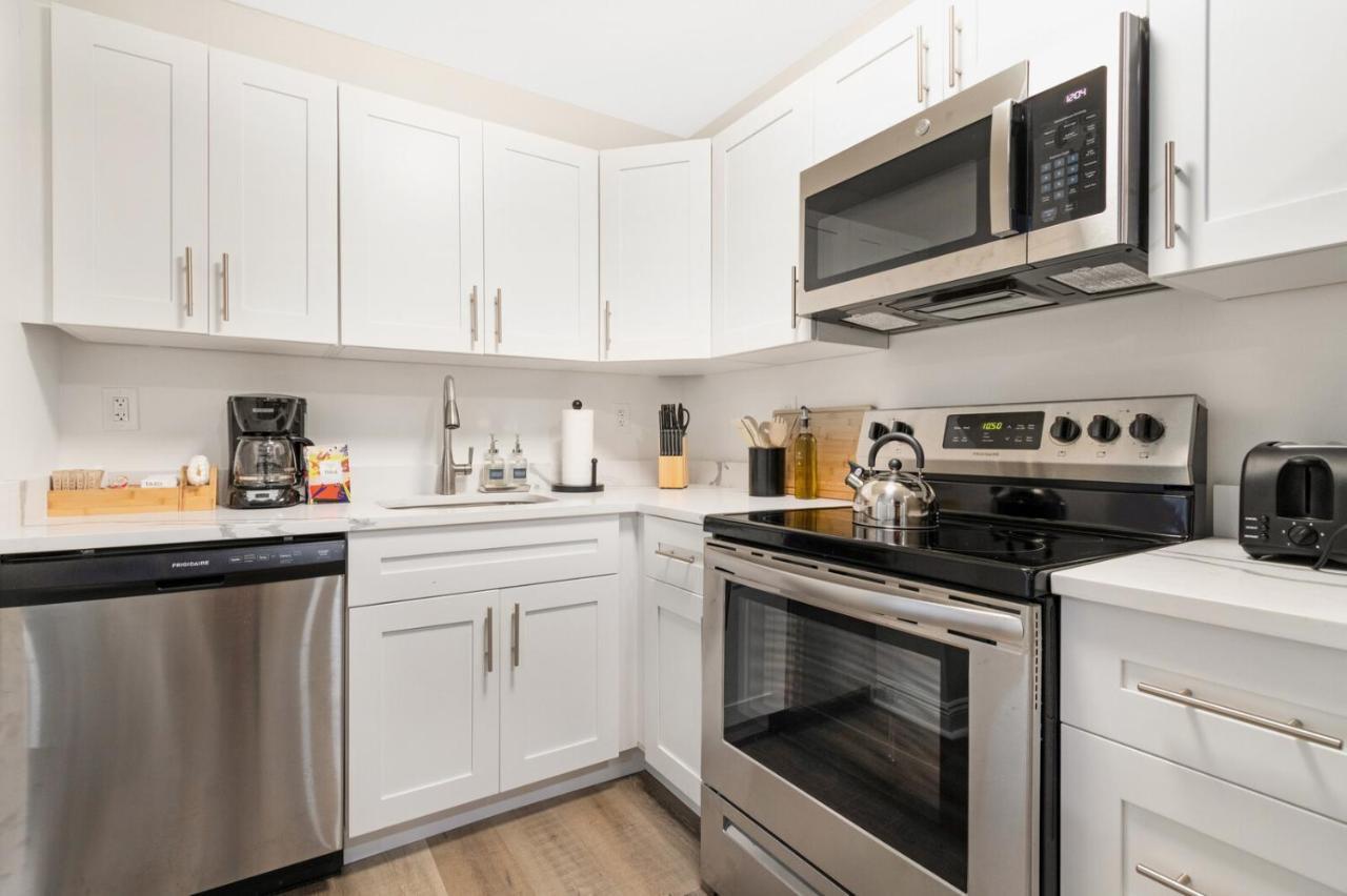 الشقق الفندقية غرب شاطئ بالمفي  Roami At Clematis Street Lofts المظهر الخارجي الصورة