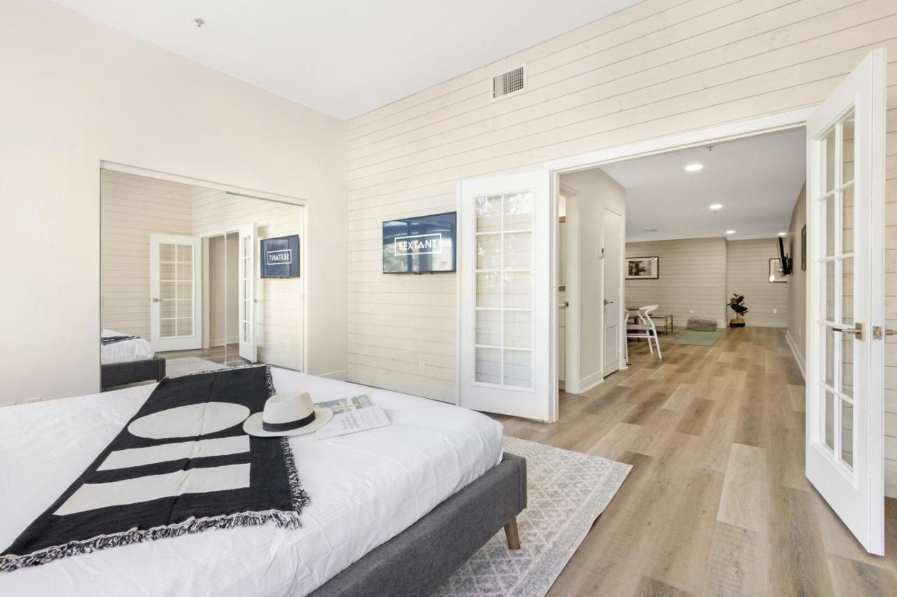 الشقق الفندقية غرب شاطئ بالمفي  Roami At Clematis Street Lofts المظهر الخارجي الصورة